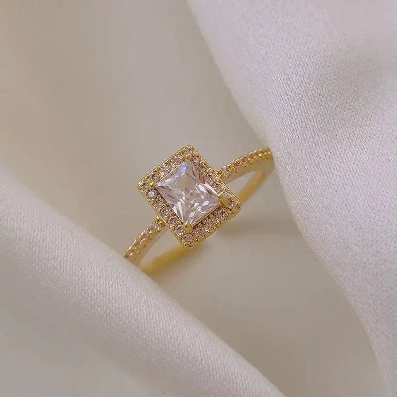 Radiant cut diamond ring