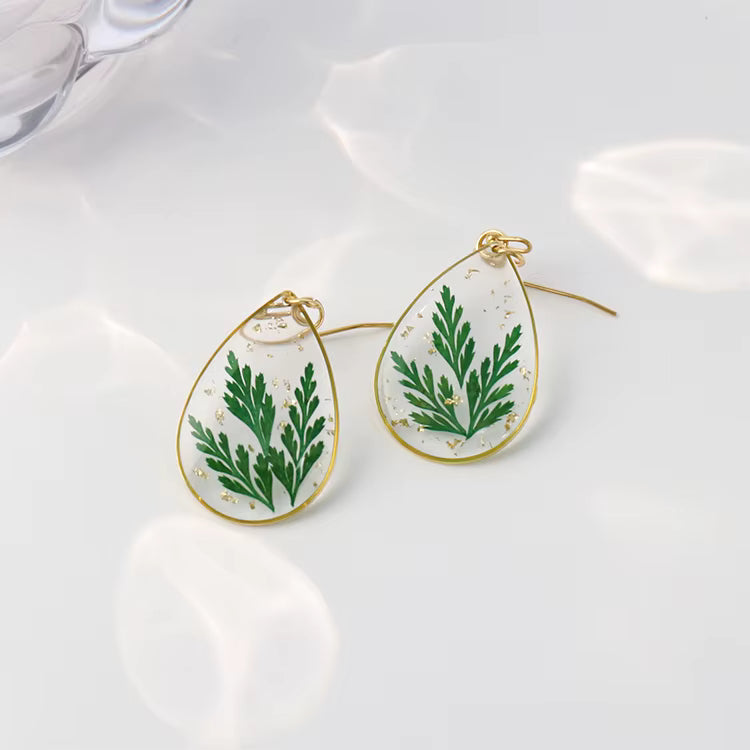 Pear shaped resin flower earrings