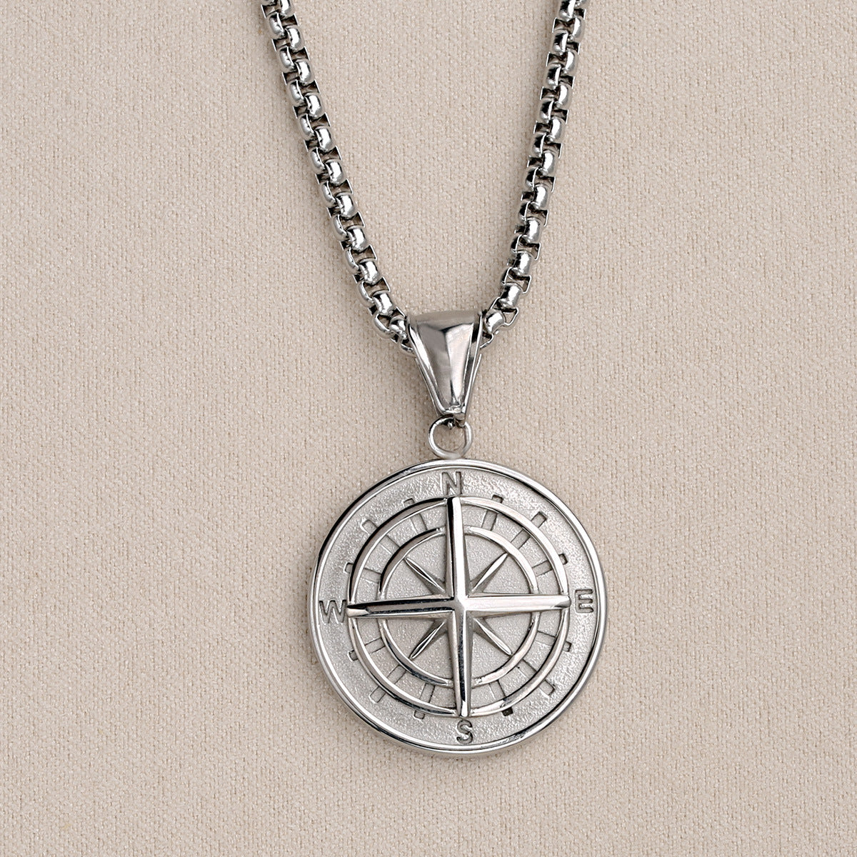 Compass pendant necklaces