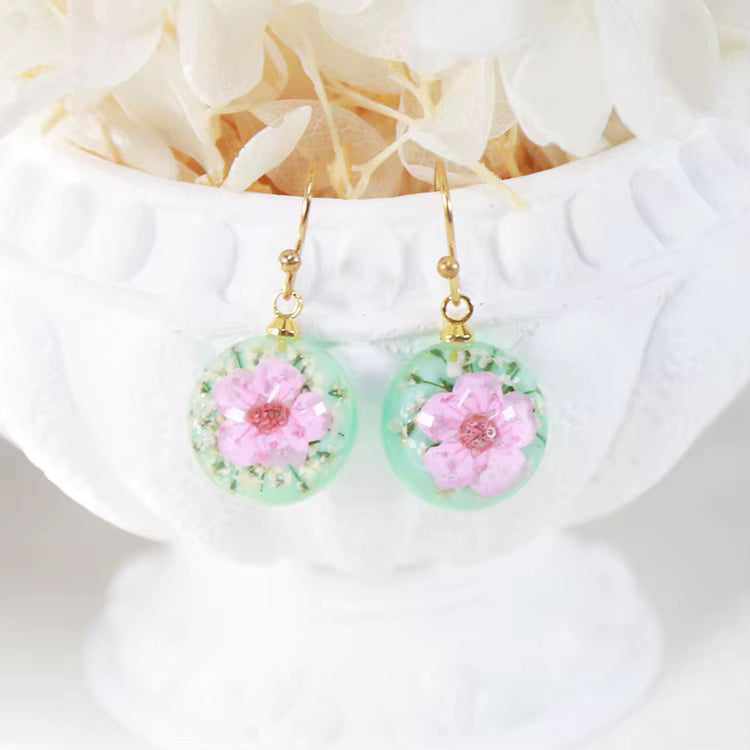 Round flower earrings