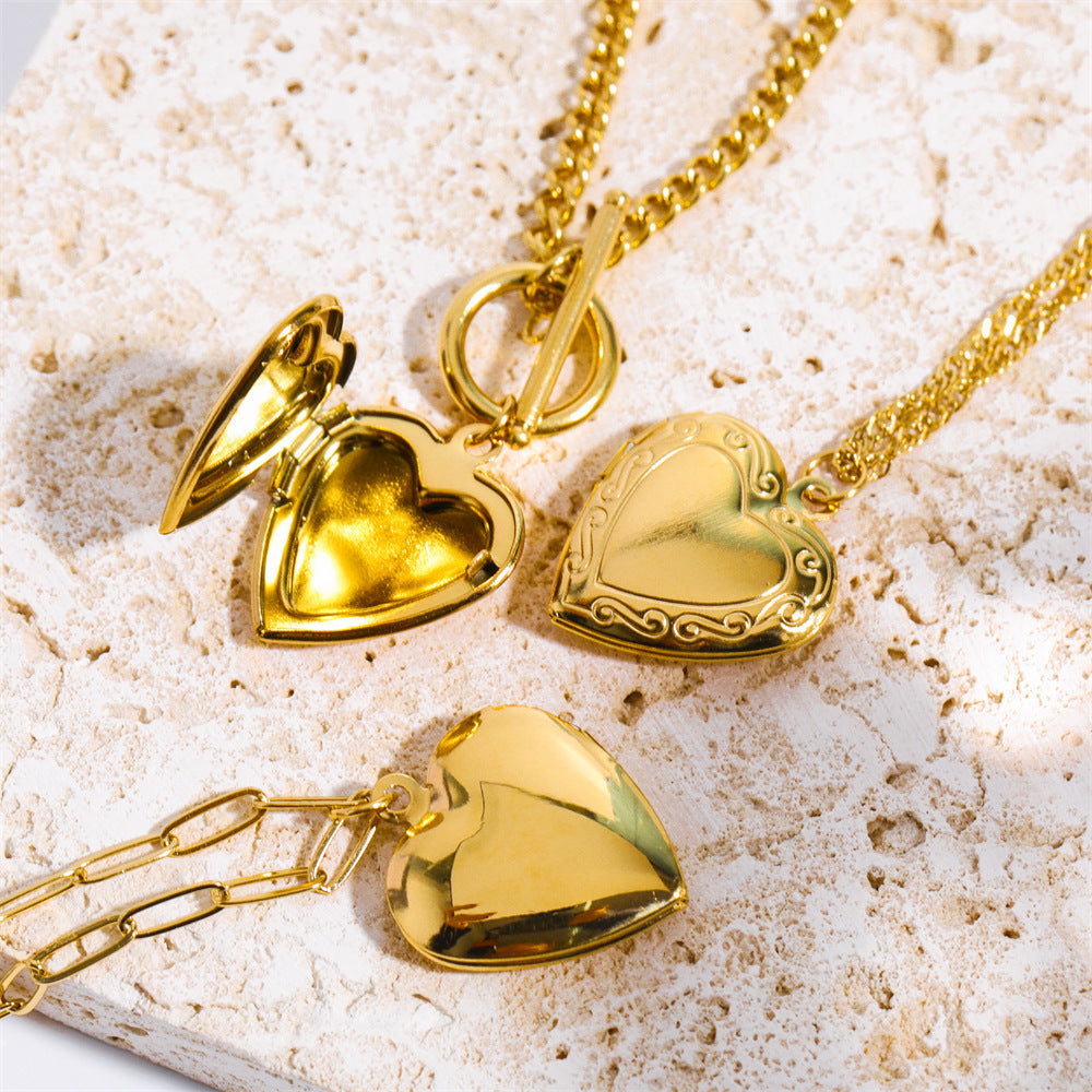 Heart locket