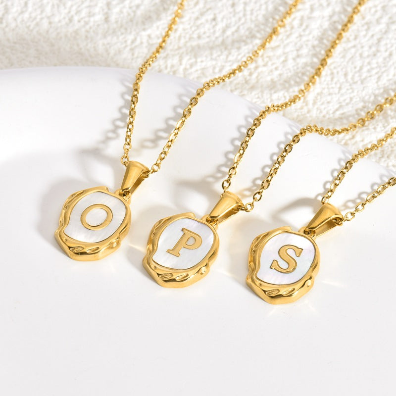 Alphabetic pendant necklaces