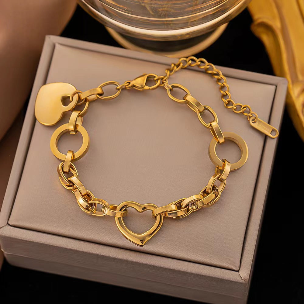 Charming Sarah bracelet