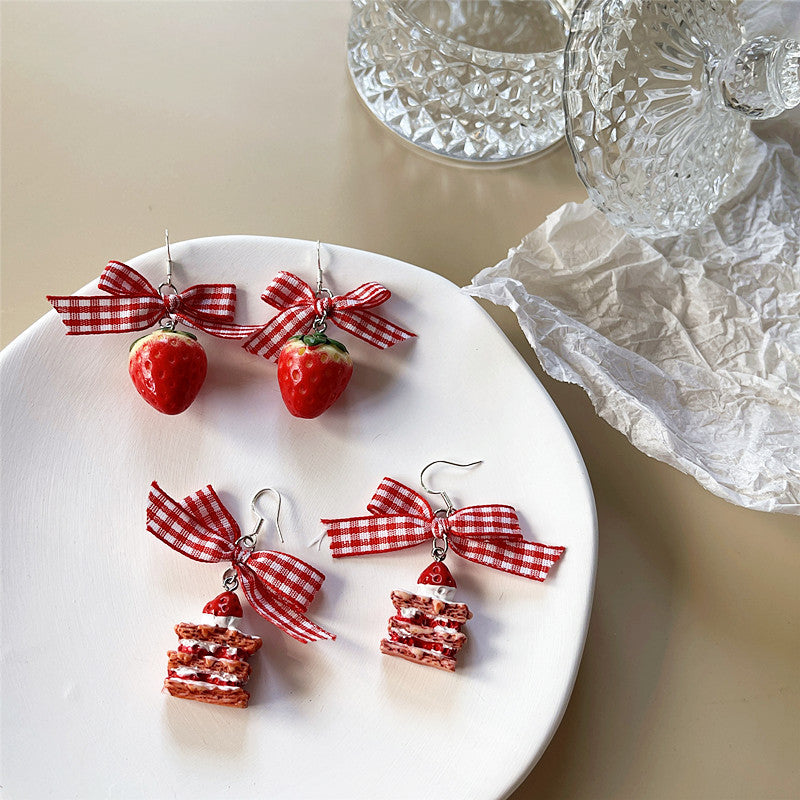 Cake earrings
