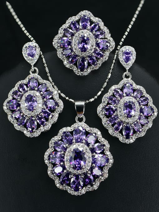 Queens necklace set