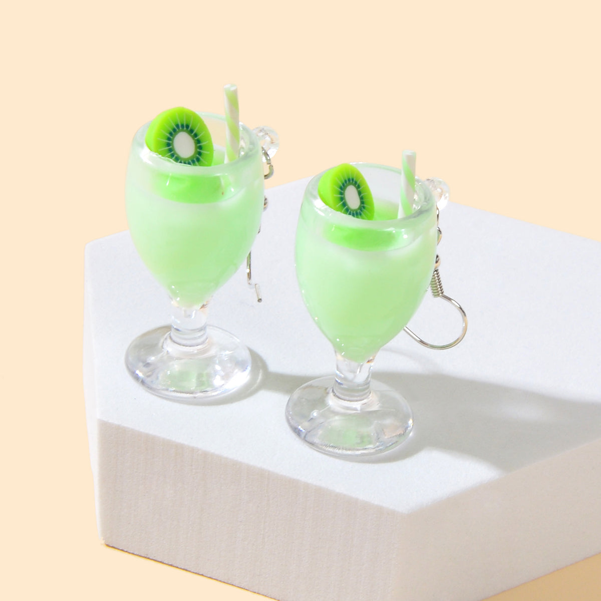 Creative Designer Jewellery Green Resin Fruit Kiwi Drink Chunky Hook