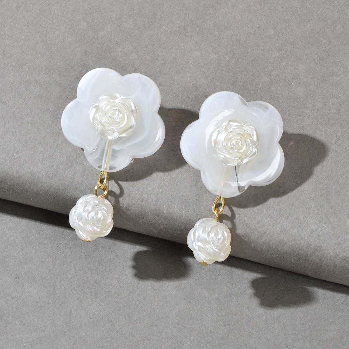 White Resin Flower Daisy Dance Party Gifts Dangle Daily Wearable Women
