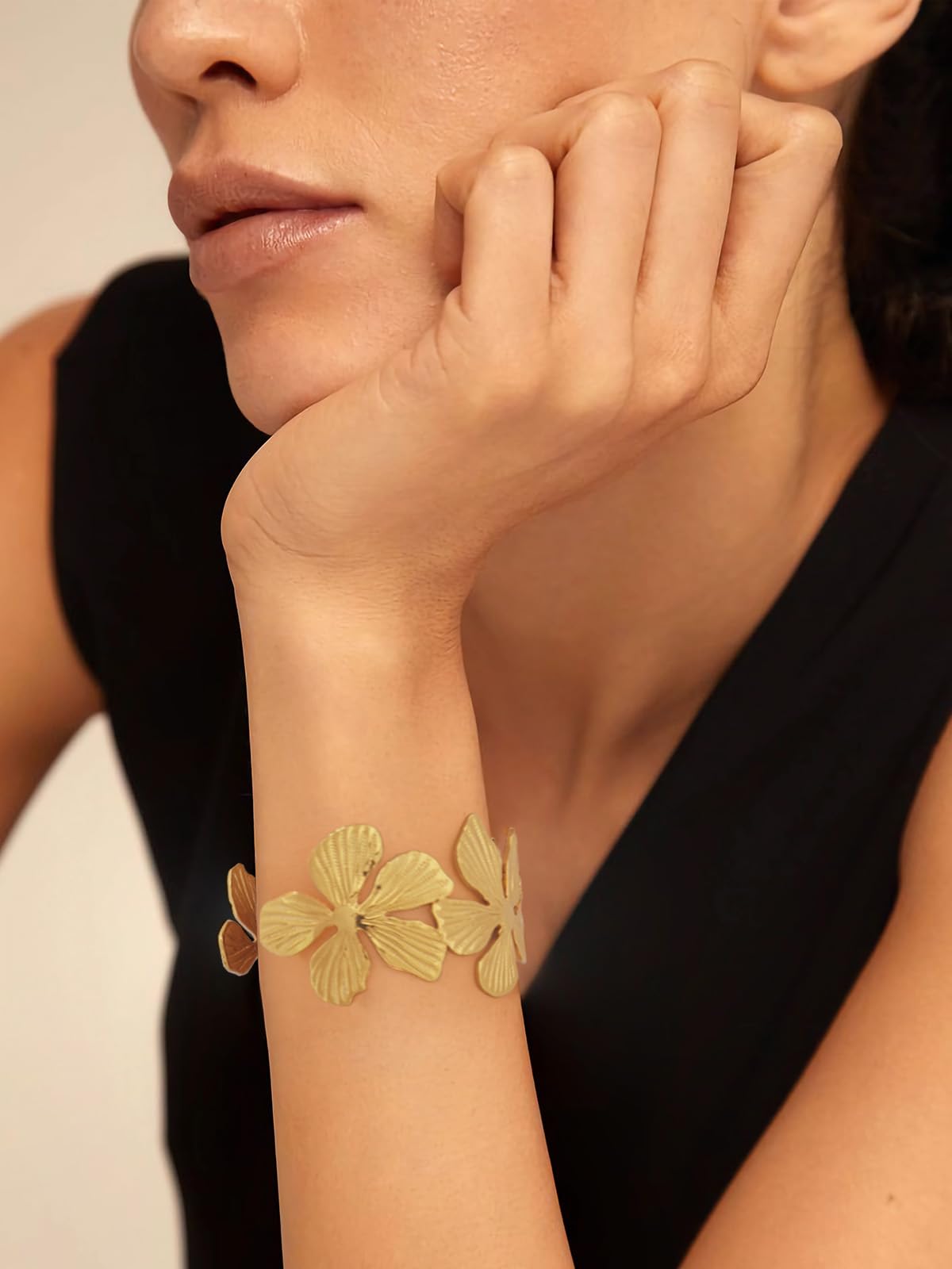 WOWORAMA Chunky Gold Cuff Bracelets for Women Vintage Gold Flower Butterfly Bracelet Trendy Boho Wide Open Cuff Bangles Matte Statement Bracelet
