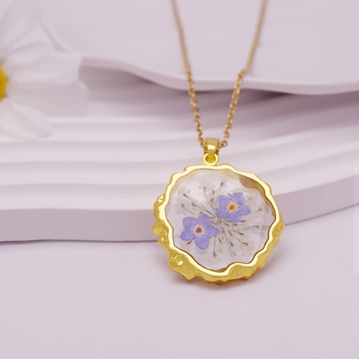 Hefestus Real Pressed Flower Necklace for Women, Handmade Boho Chic Dangle Design, Unique Floral Jewelry, Cute and Thoughtful Gift for Christmas, Valentine’s & Mother’s Day
