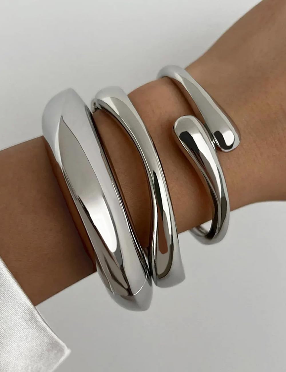 Chunky Gold Bangle Bracelets for Women, Dainty 14k Gold Plated Big Stackable Bangles Set, Trendy Statement Cuff Bracelet Stack Summer Beach Jewelry Gifts