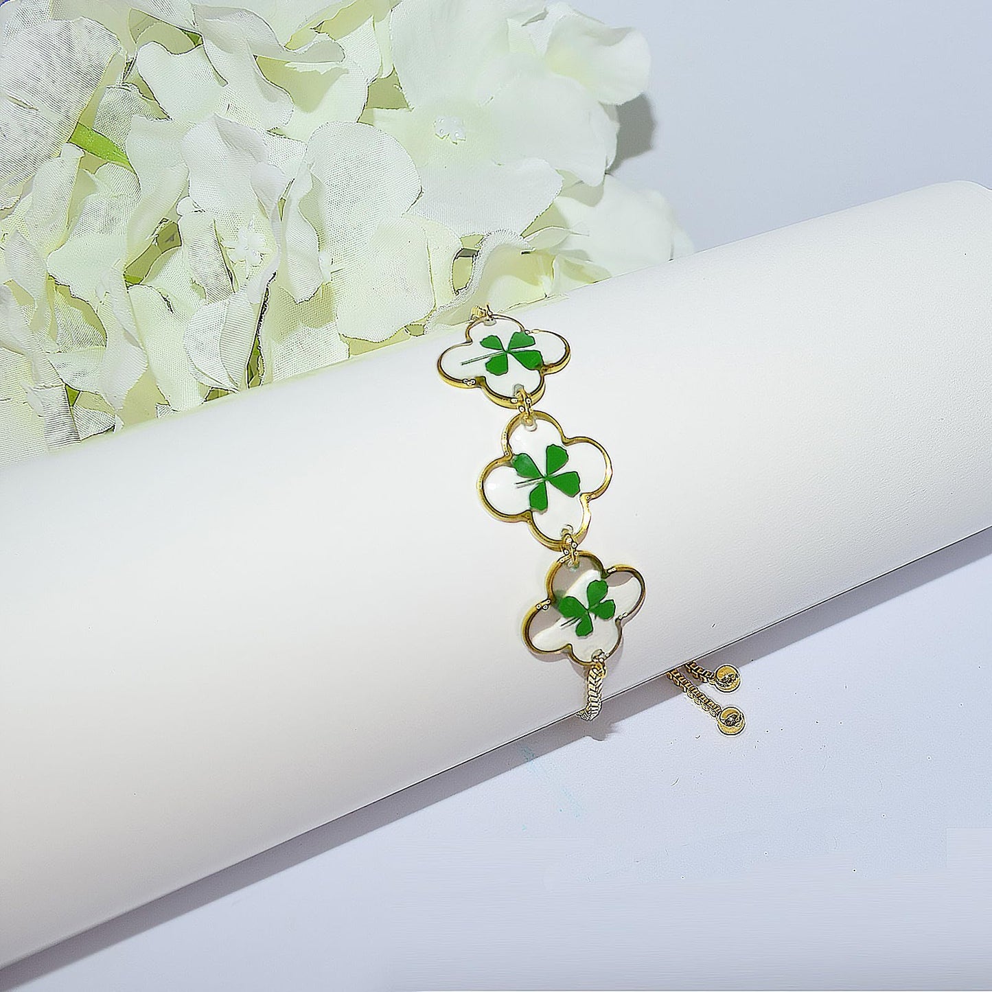 Hefestus Flower Bracelets for Women,Real Pressed Flower Bracelet,Unique Handmade Design,Cute Bracelet,Thoughtful Gift for Christmas,Valentine's,Mother's Day