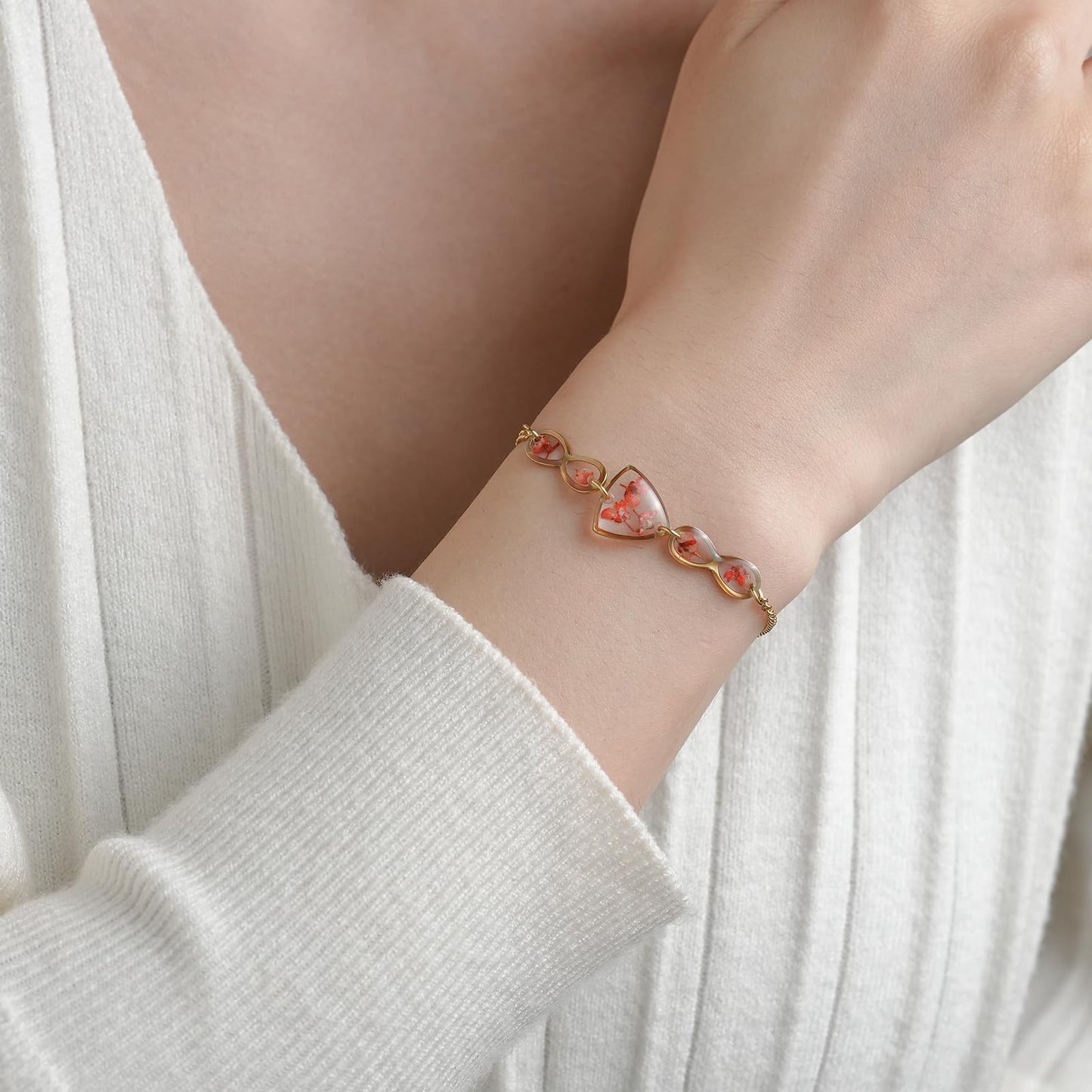 Hefestus Flower Bracelets for Women,Real Pressed Flower Bracelet,Unique Handmade Design,Cute Bracelet,Thoughtful Gift for Christmas,Valentine's,Mother's Day