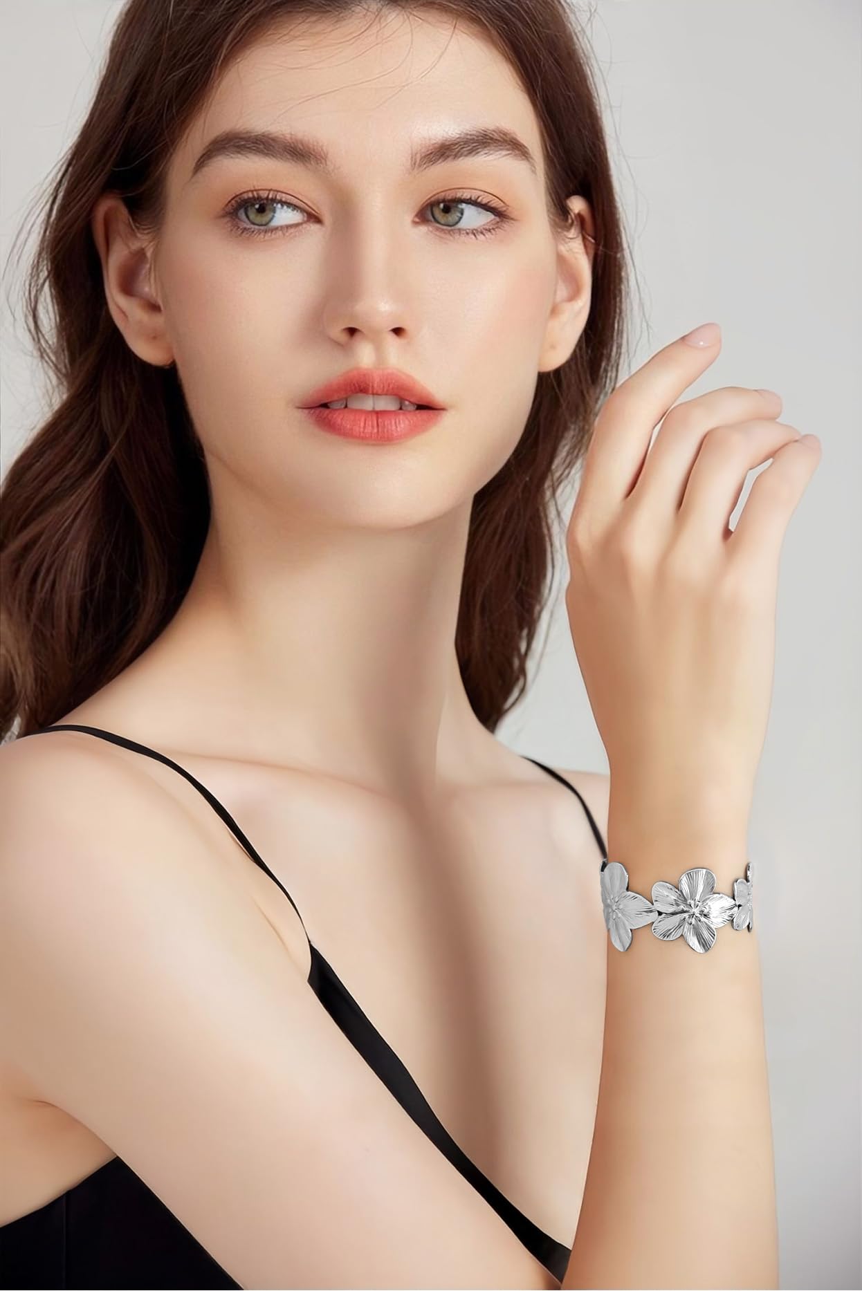 WOWORAMA Chunky Gold Cuff Bracelets for Women Vintage Gold Flower Butterfly Bracelet Trendy Boho Wide Open Cuff Bangles Matte Statement Bracelet