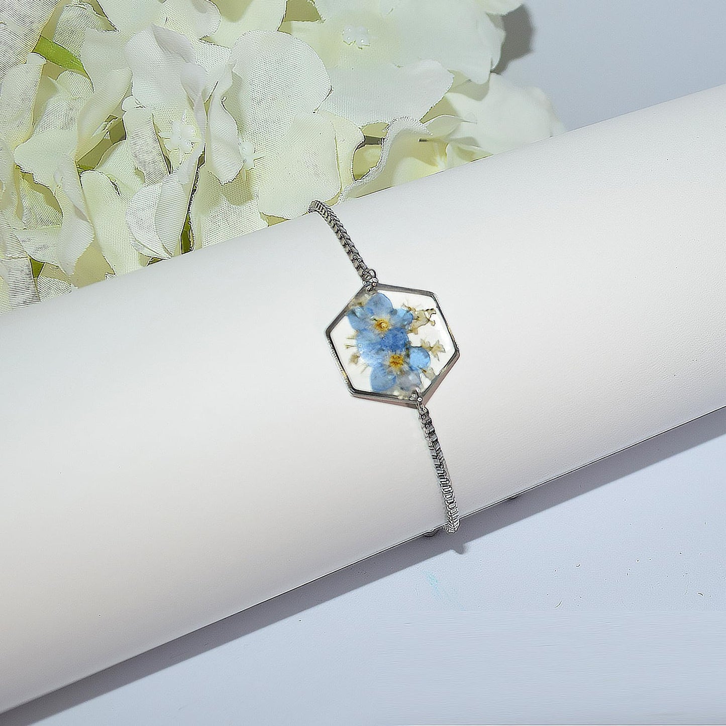 Hefestus Flower Bracelets for Women,Real Pressed Flower Bracelet,Unique Handmade Design,Cute Bracelet,Thoughtful Gift for Christmas,Valentine's,Mother's Day
