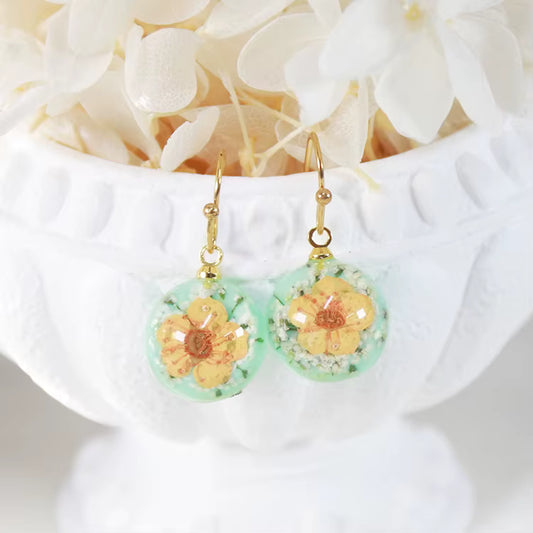 Round flower earrings