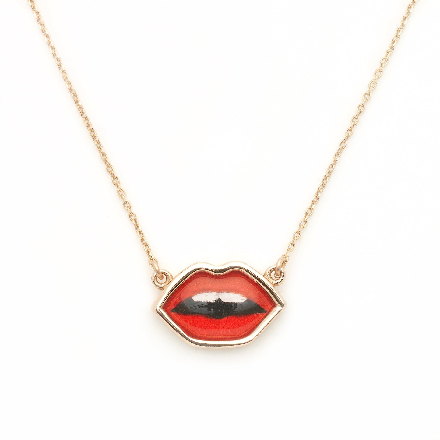 Kiss Necklace