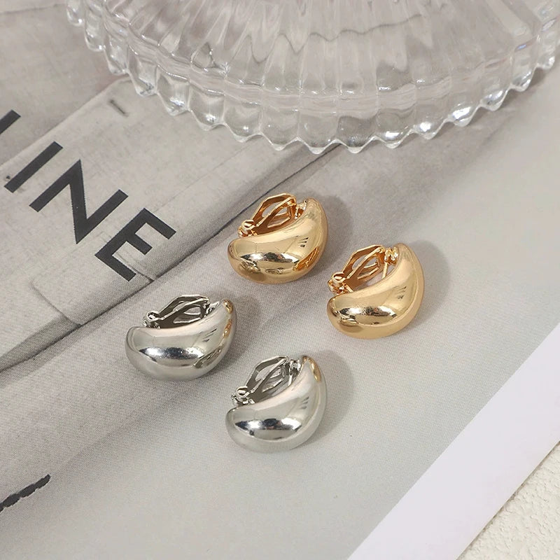 French Light Luxury Drop Water Shaped Ear Clip No Ear Holes Simple Smooth Female Earrings No Ear Hole Jewelry